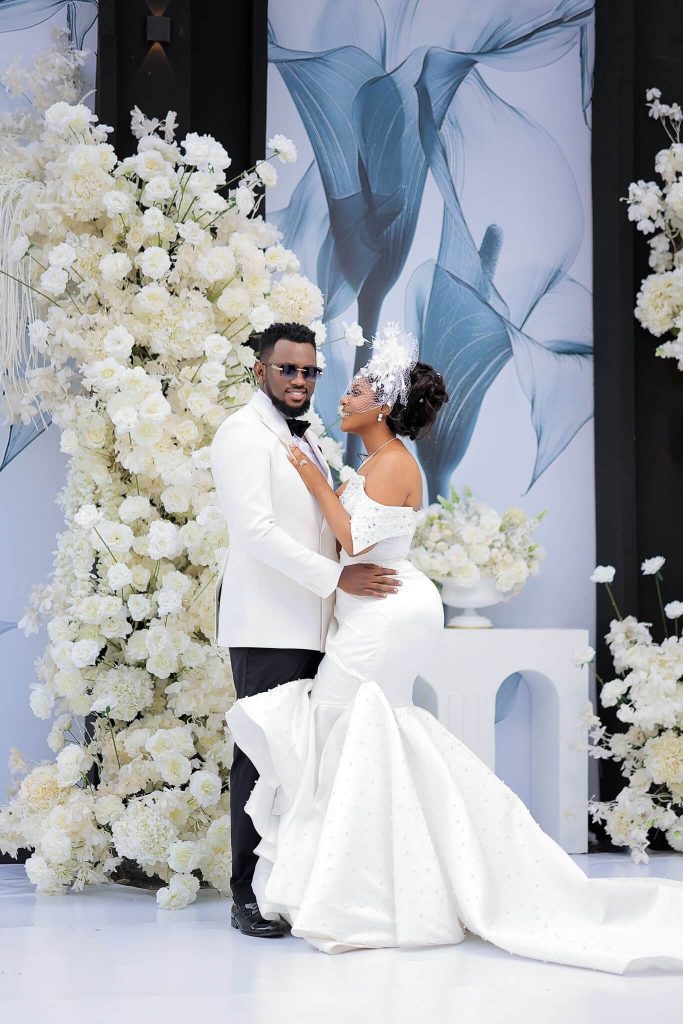 Levixone shared a video of Desire Luzinda saying “yes.”.