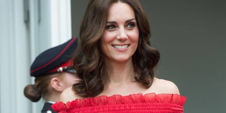 Kate Middleton looks bright Red for the Birthday Party of her Mother. Photo/Getty Images