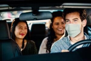 Uber drivers and riders to wear face masks