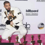 lifestyleug.com__Drake Makes Billboard History (1)