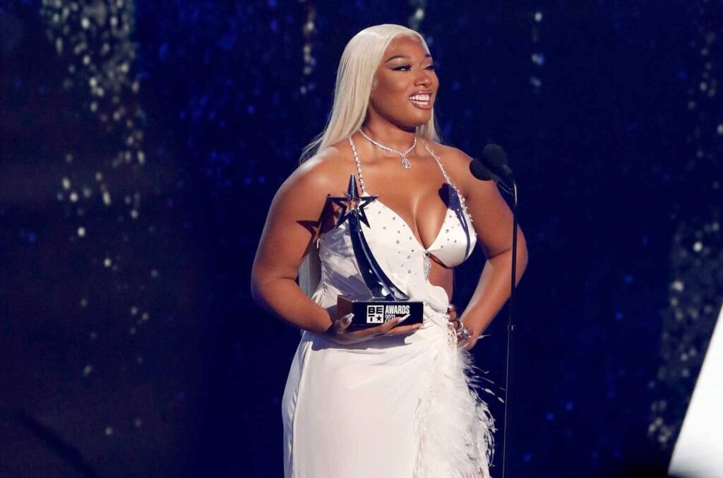 lifestyleug.com__Megan-Thee-Stallion-winners at the BET Awards in 2021