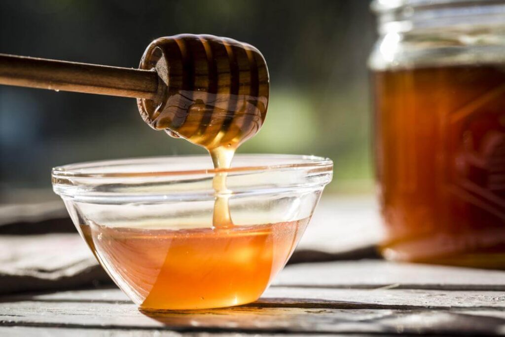 lifestyleug.com__How To Prevent A Honey Stomach Ache (1)