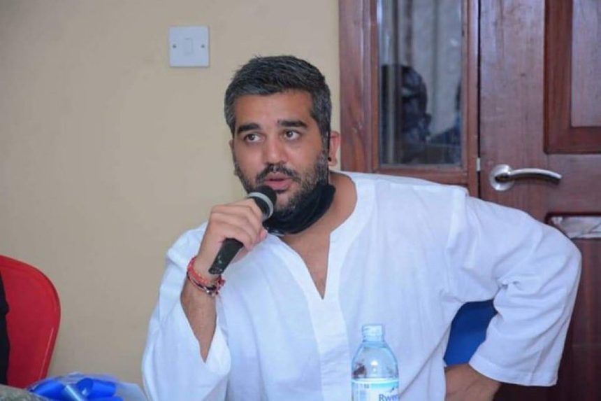 Ugandan tycoon Rajiv Ruparelia killed in car crash.